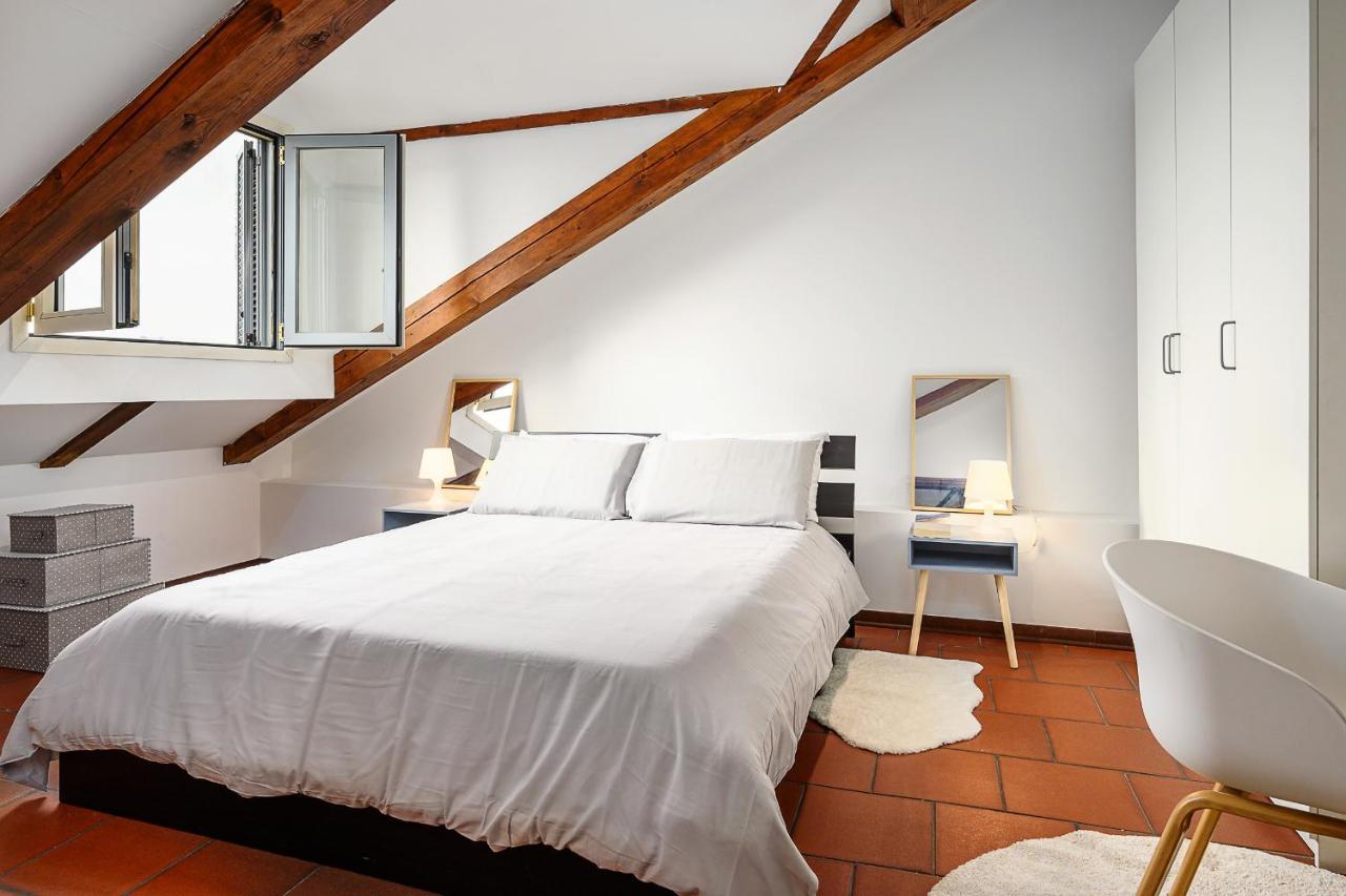 Duomo - Pt.Romana - Bocconi Top Floor Apartment Milan Luaran gambar